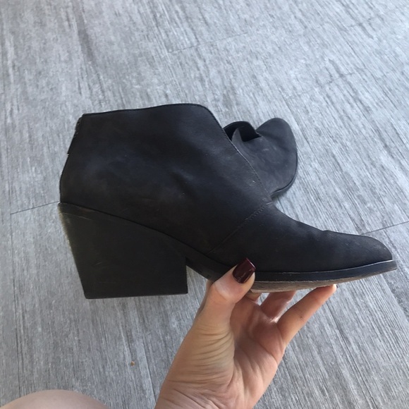 Eileen Fisher Nelson Nubuck leather split shaft ankle booties size 8 1/2 - Picture 1 of 5